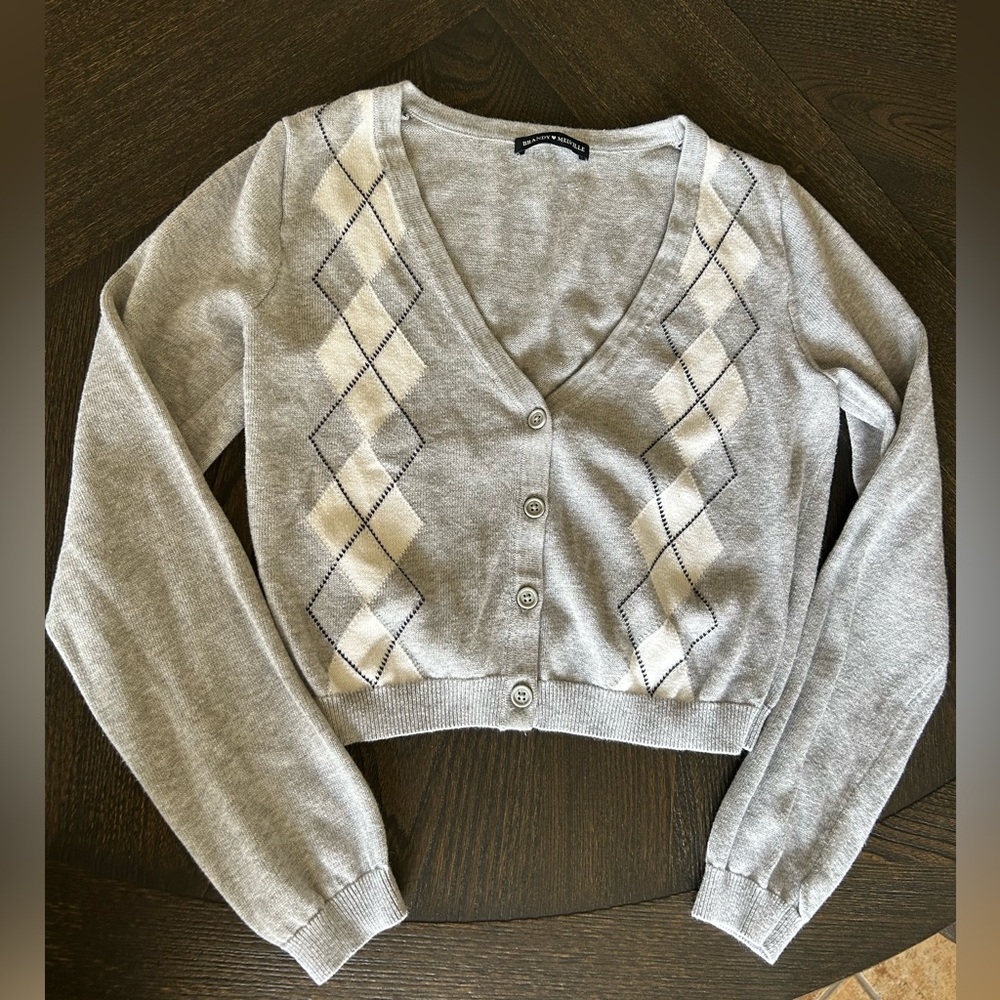 Brandy Melville Cropped Grey Sweater